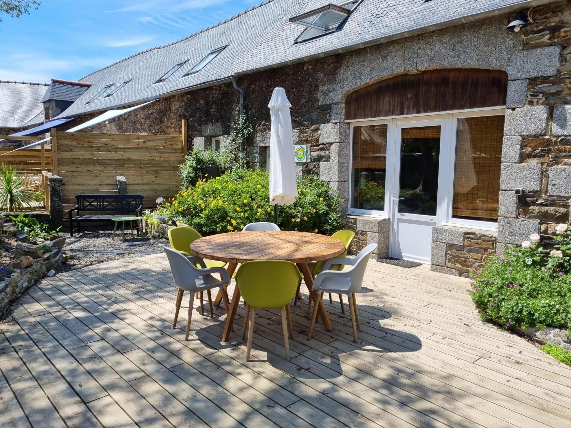 Ty Madelez, Chambres De Charme, Gites Et Spa La Roche-Derrien Exterior photo